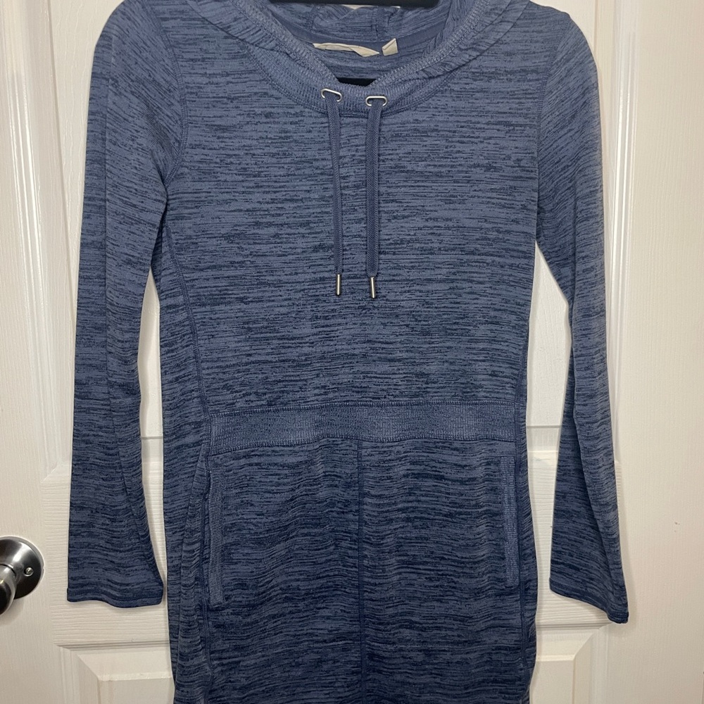 Athleta Blue Knit Hooded Top